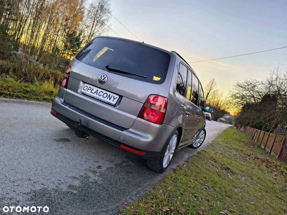 Volkswagen Touran - 5