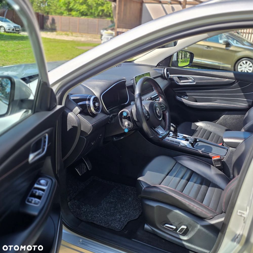 MG HS PHEV 1.5T-GDI Luxury - 10