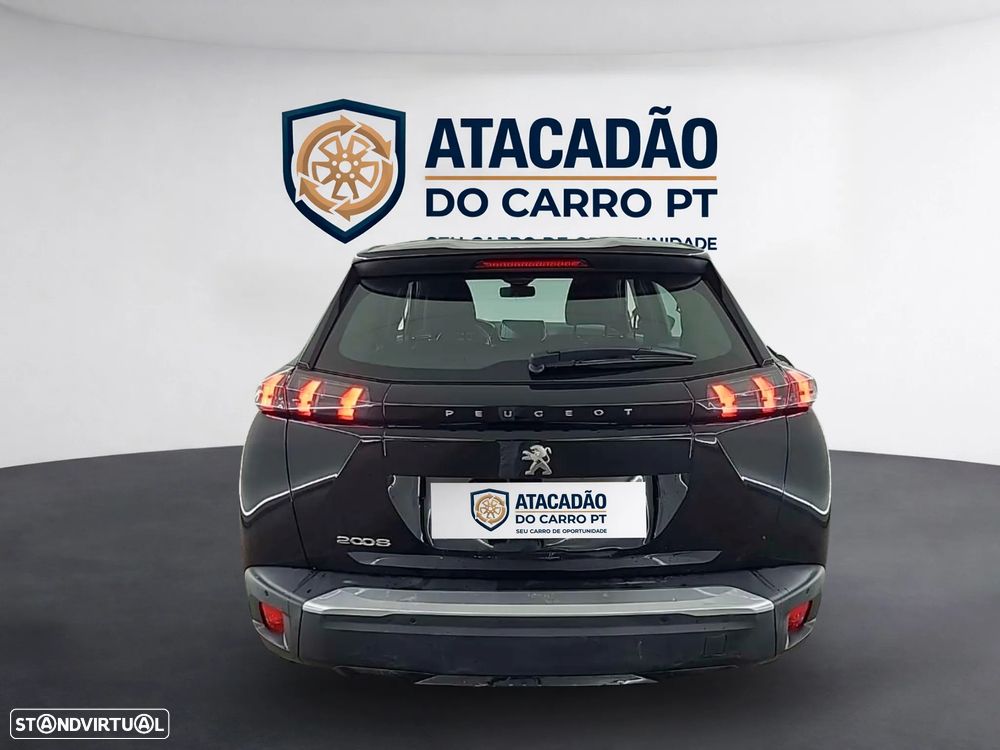 Peugeot 2008 - 9