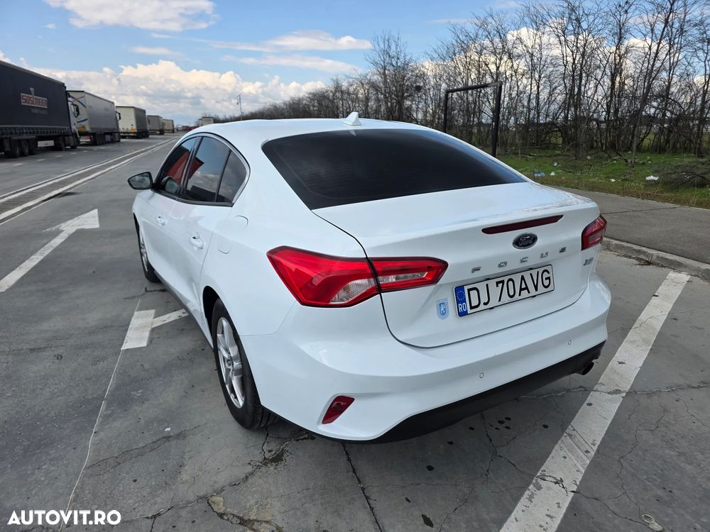 Ford Focus - 3