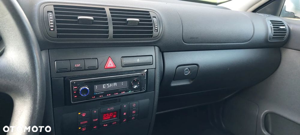 Audi A3 ver-a3-1-6-ambiente - 35