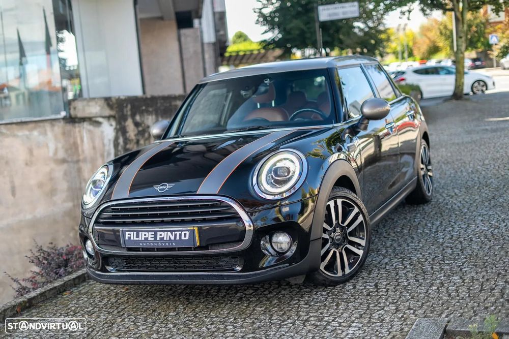 MINI 5 Portas Cooper D Auto - 60