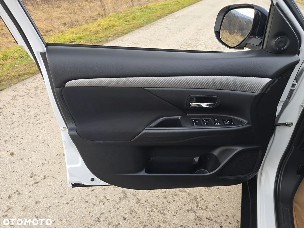 Mitsubishi Outlander 2.0 2WD Edition - 18