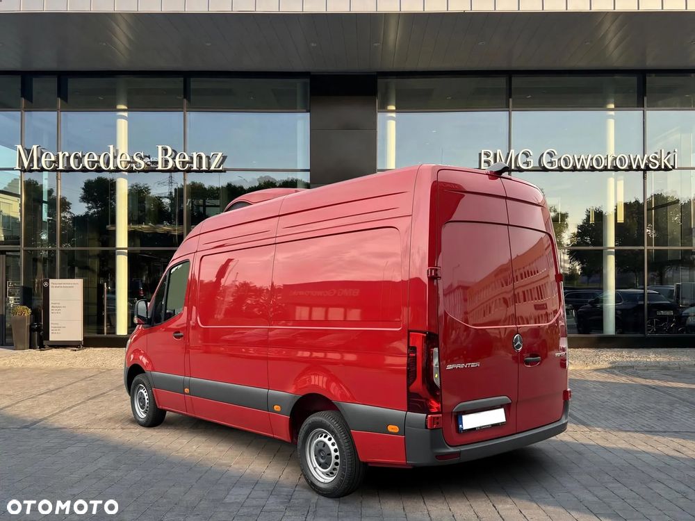 Mercedes-Benz Sprinter 317 - 9