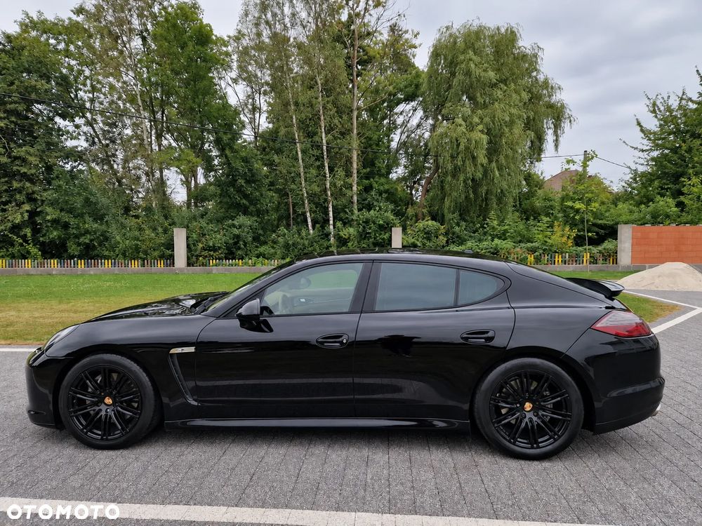 Porsche Panamera 4S PDK - 10
