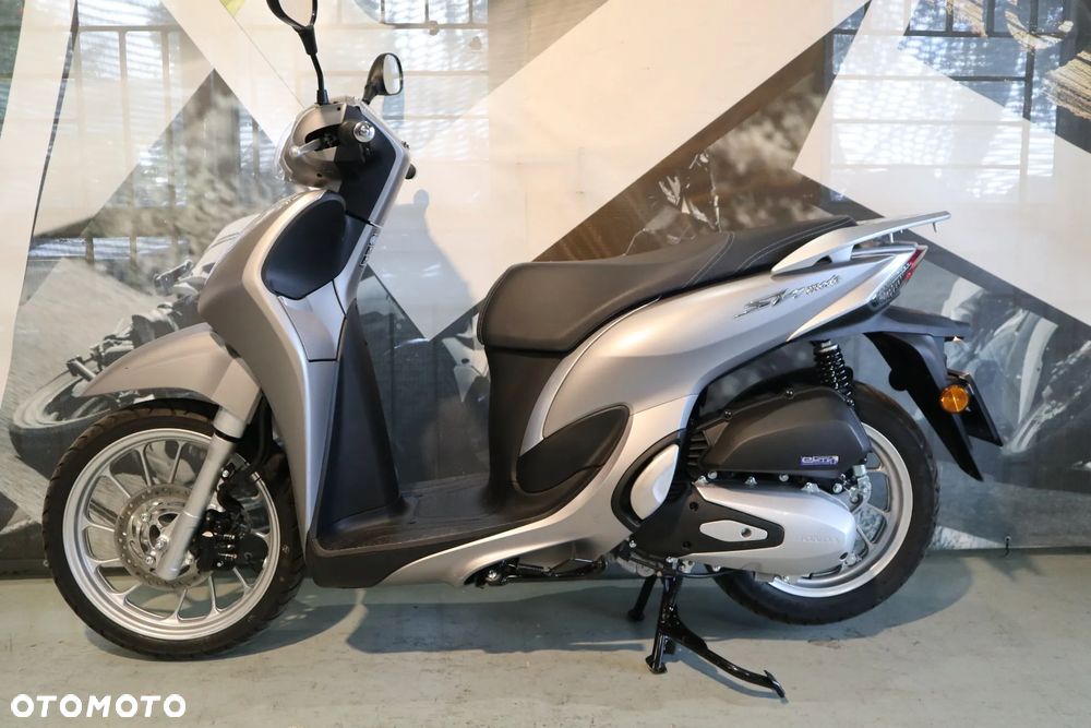 Honda SH - 5