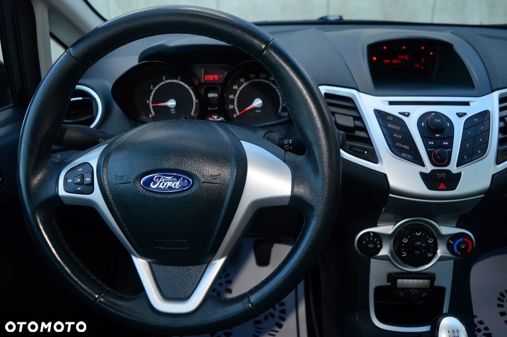 Ford Fiesta - 17
