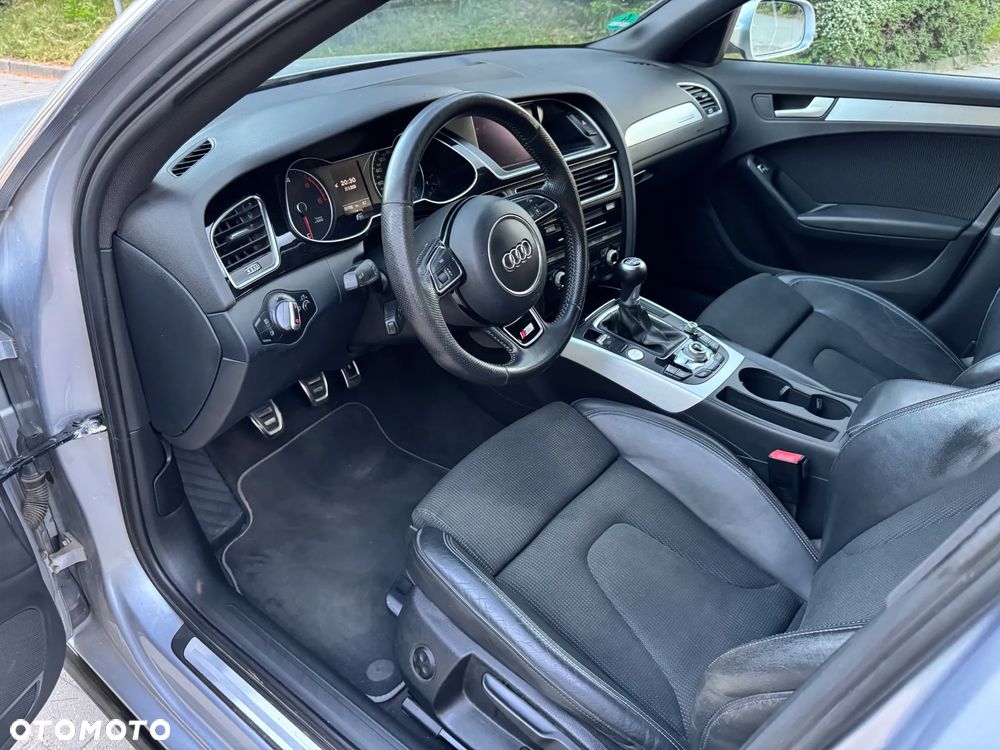 Audi A4 Avant 2.0 TDI DPF quattro S line Sportpaket - 13