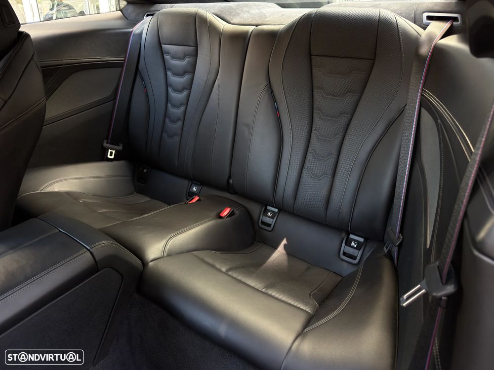 BMW 840 d xDrive Pack M - 29