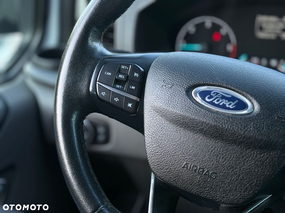 Ford Transit Custom - 22