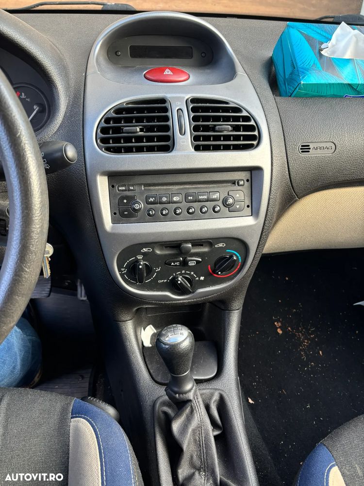 Peugeot 206 1.4E One-Line - 11