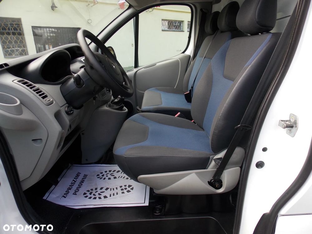 Renault Trafic - 19