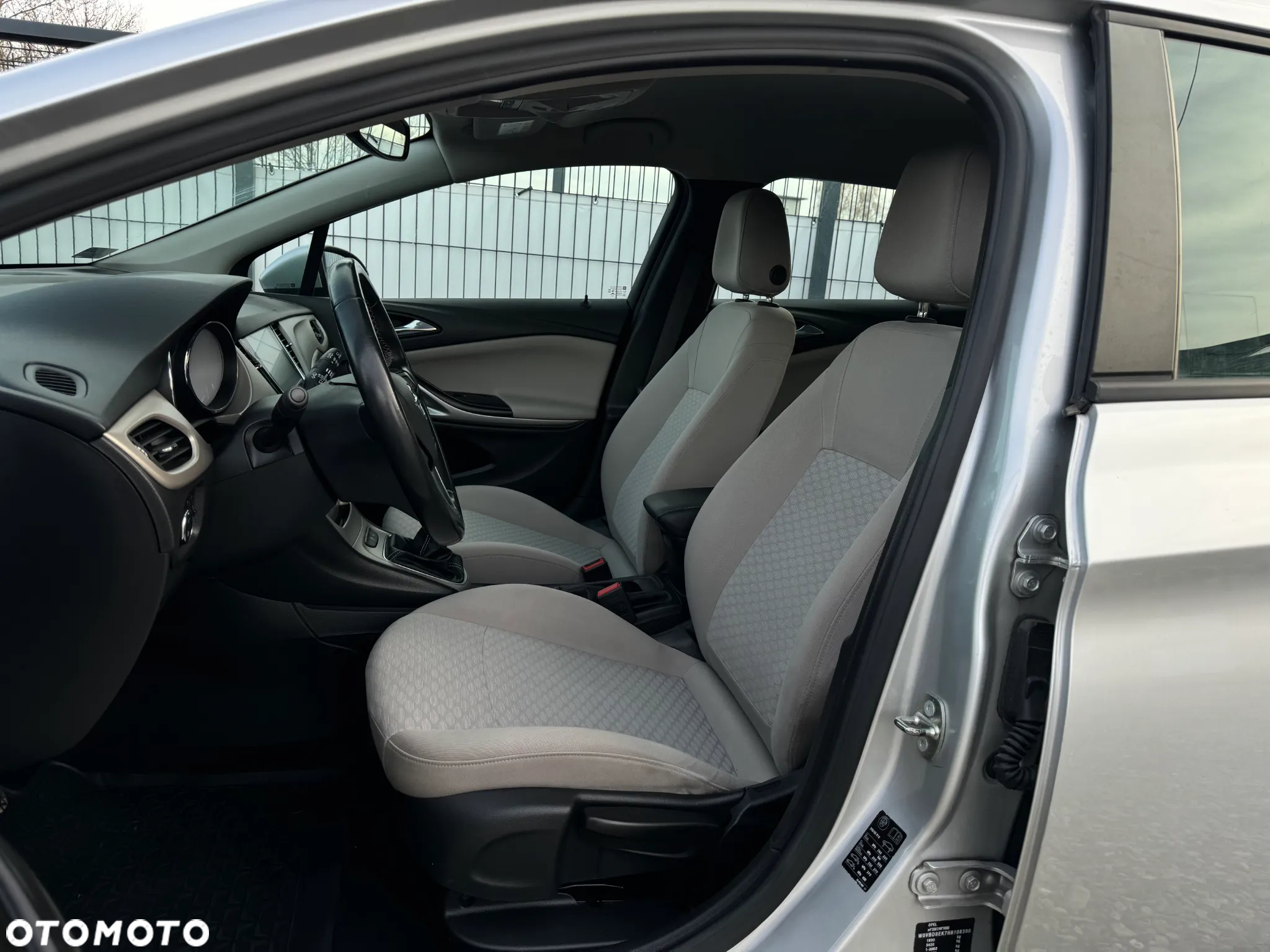 Opel Astra IV 1.6 CDTI Sport - 20