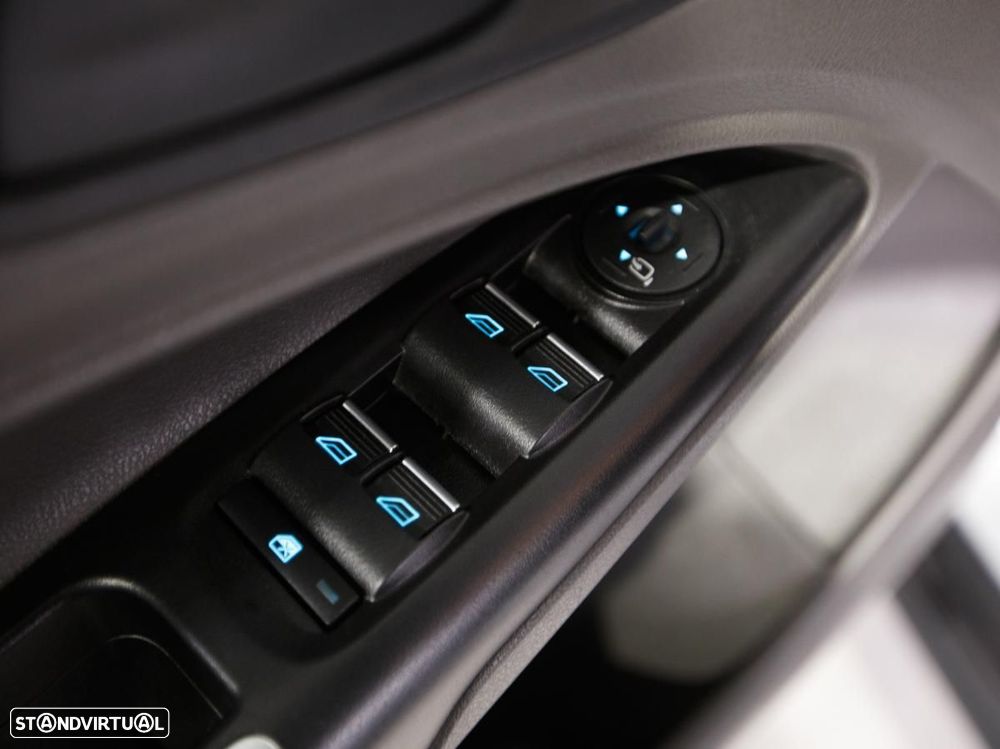 Ford Transit Connect - 13