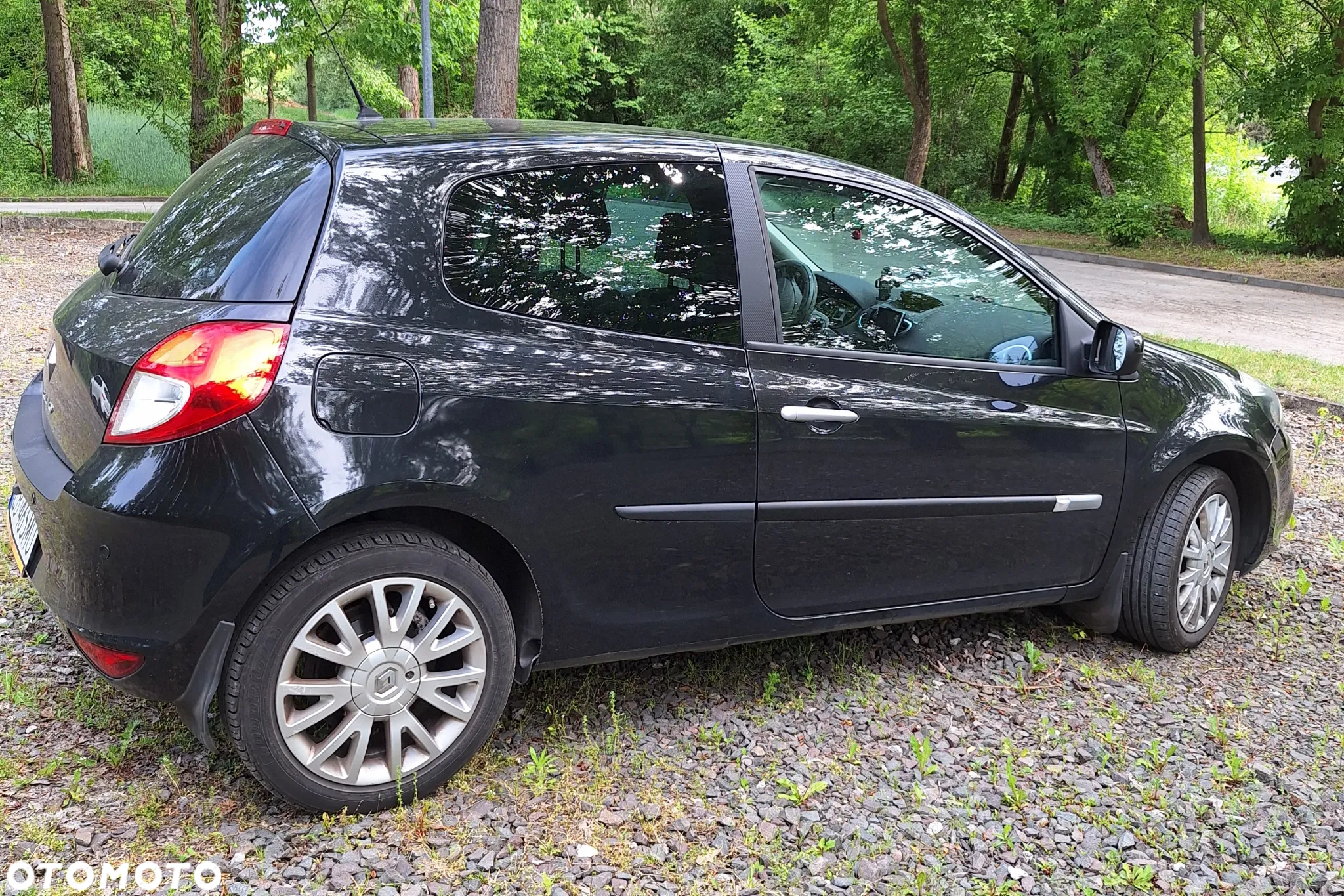 Renault Clio 1.2 16V 75 Collection - 4