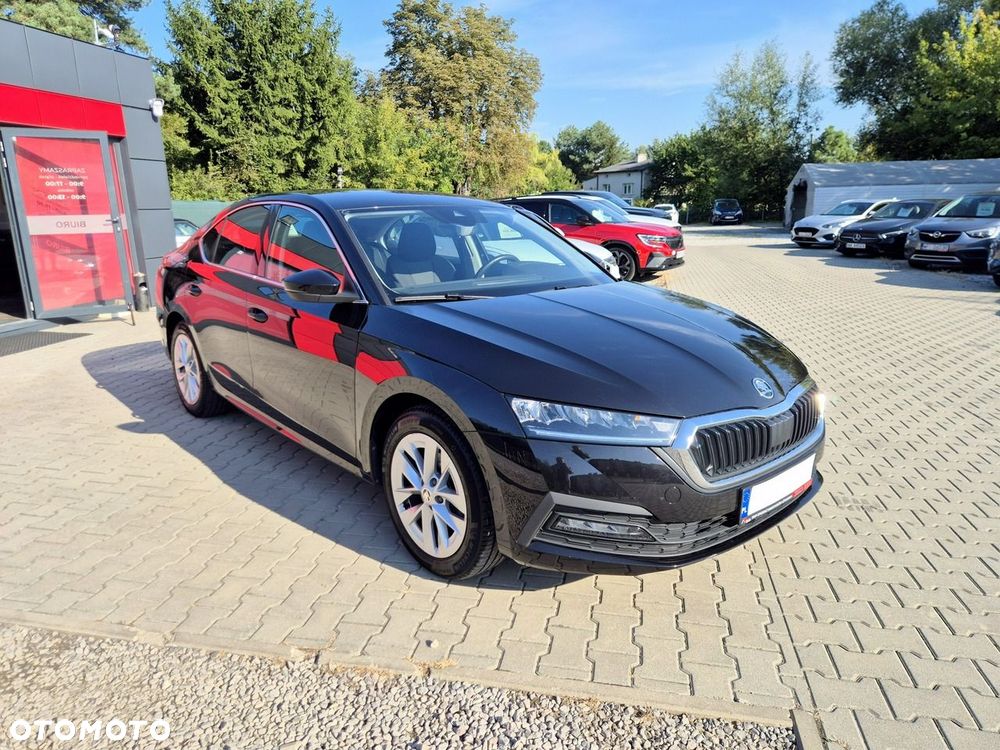 Skoda Octavia 2.0 TDI DSG Ambition - 4