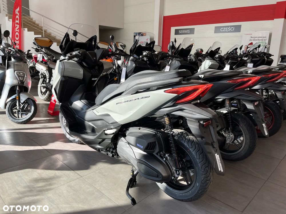 Honda NSS - 6