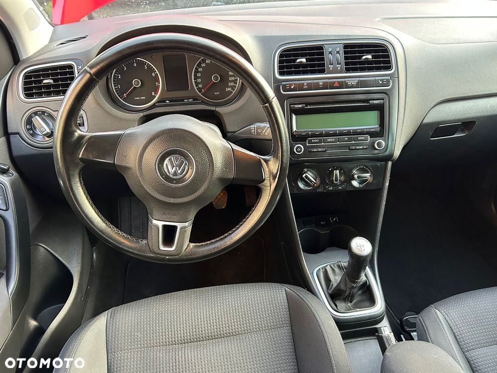 Volkswagen Polo 1.2 MATCH - 6
