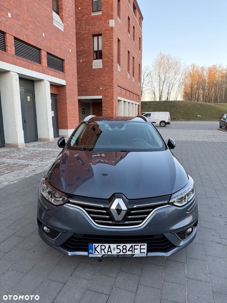 Renault Megane ENERGY TCe 140 EDC BOSE EDITION - 11