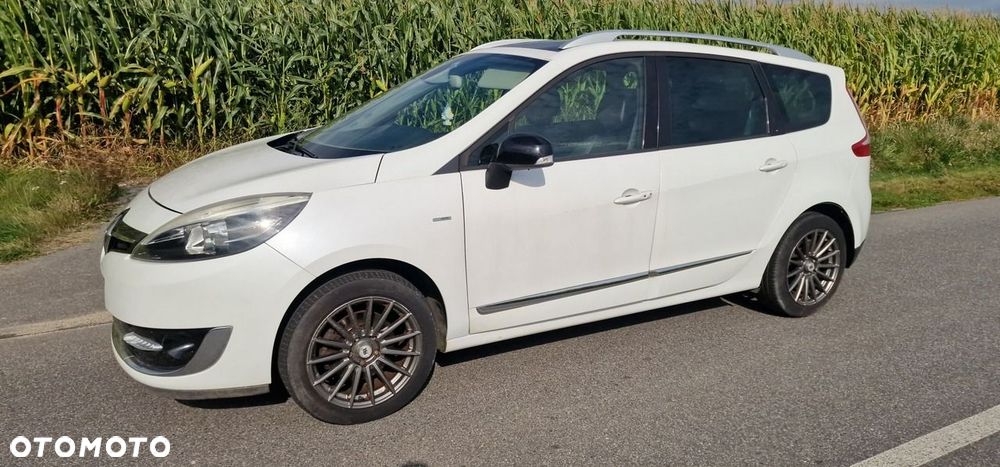 Renault Grand Scenic - 26