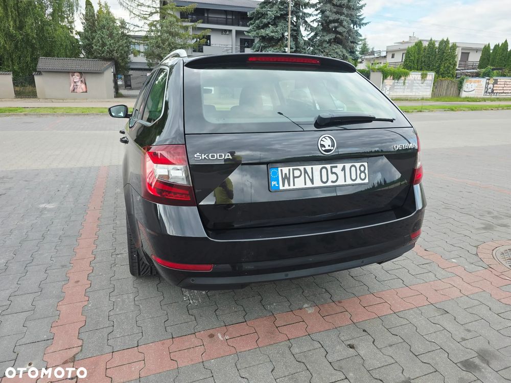 Skoda Octavia 2.0 TDI Style DSG - 13