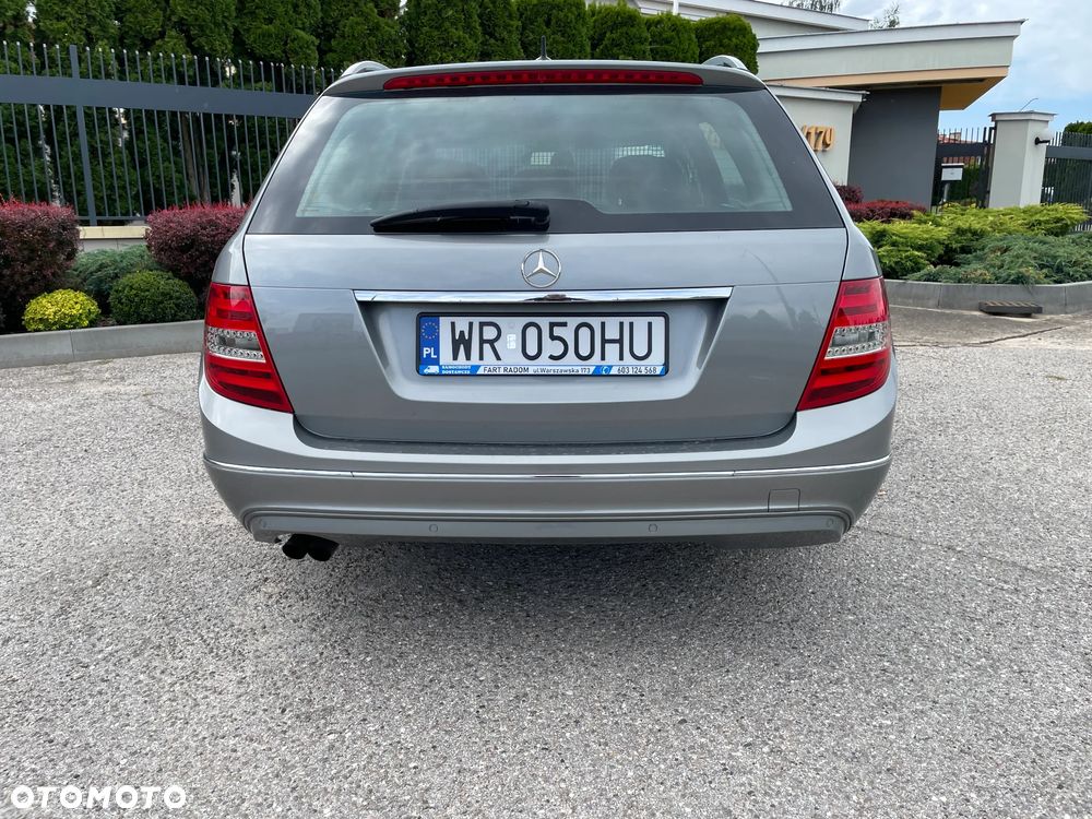 Mercedes-Benz Klasa C 180 BlueEFFICIENCY 7G-TRONIC Avantgarde - 10
