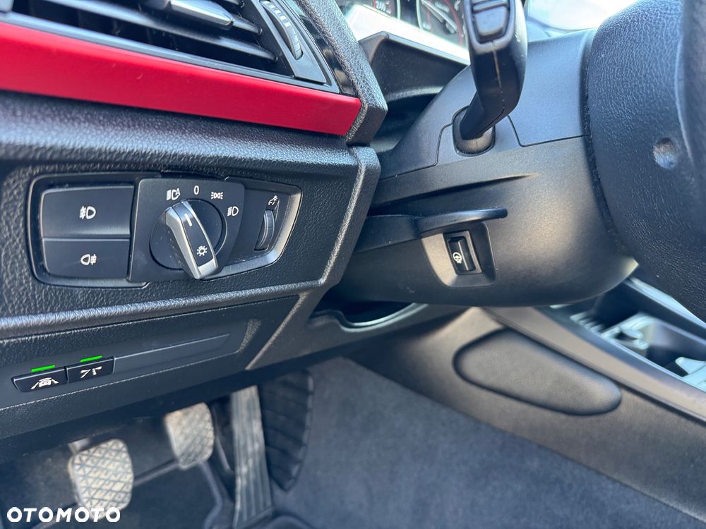 BMW Seria 2 218d Sport Line - 19