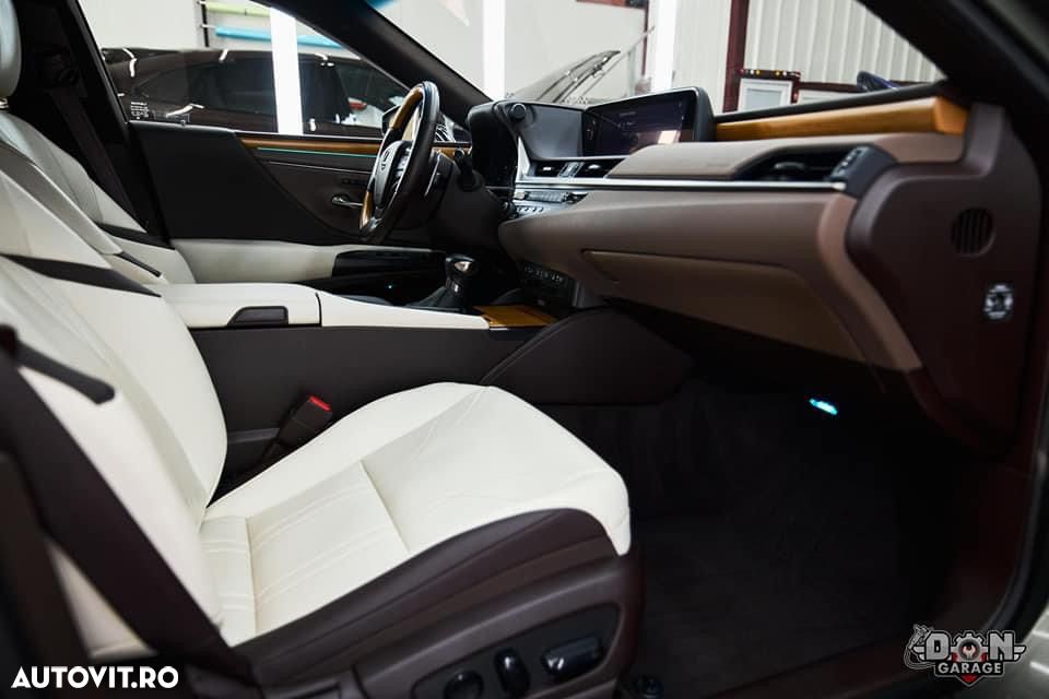 Lexus Seria ES ver-300h-luxury - 9