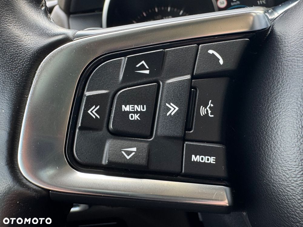 Jaguar F-Pace 25t AWD Prestige - 32