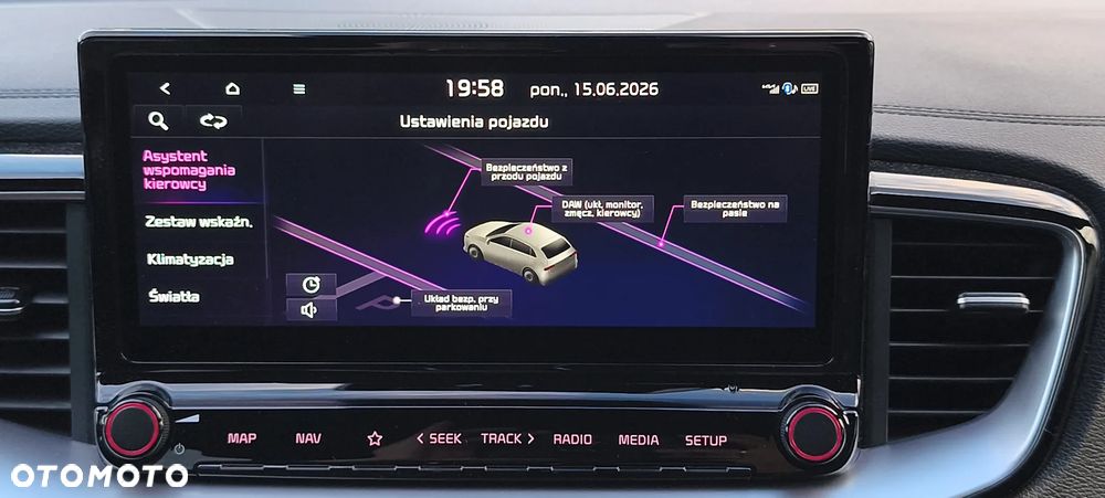 Kia ProCeed - 16