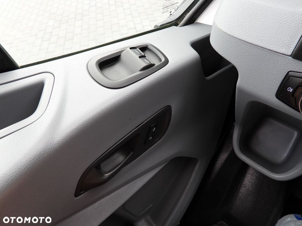 Ford TRANSIT FURGON CHŁODNIA  5*C KLIMATYZACJA  105KM - 27