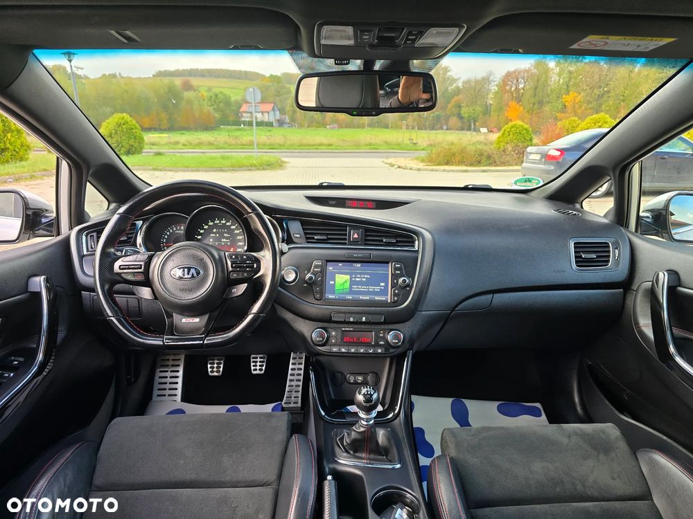 Kia Ceed Cee'd 1.6 T-GDI GT - 27