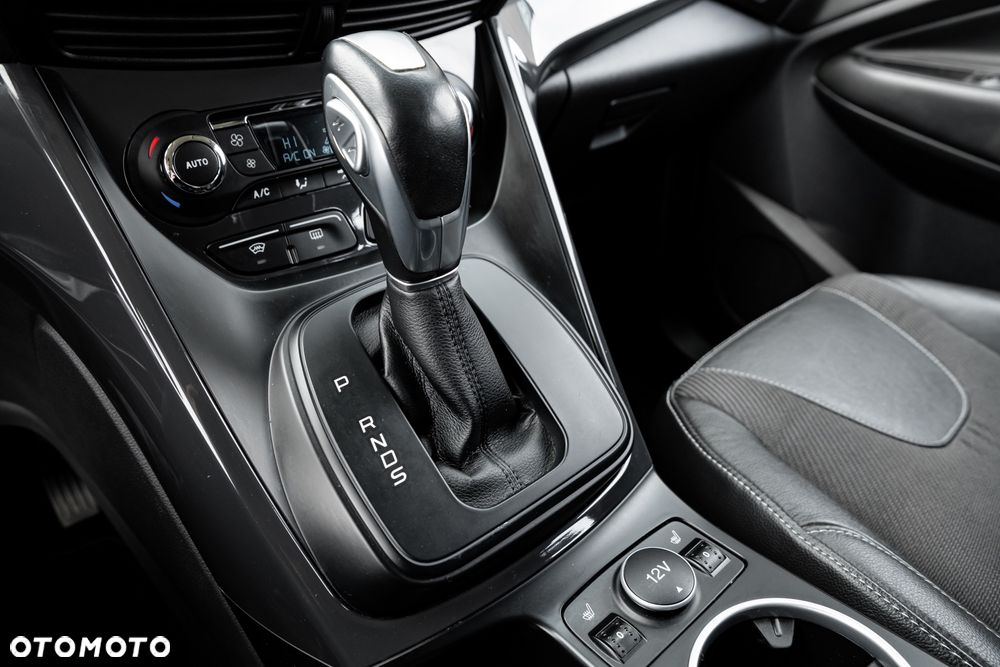 Ford Kuga - 28