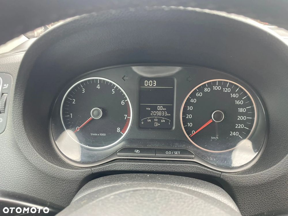 Volkswagen Polo 1.4 Style - 5