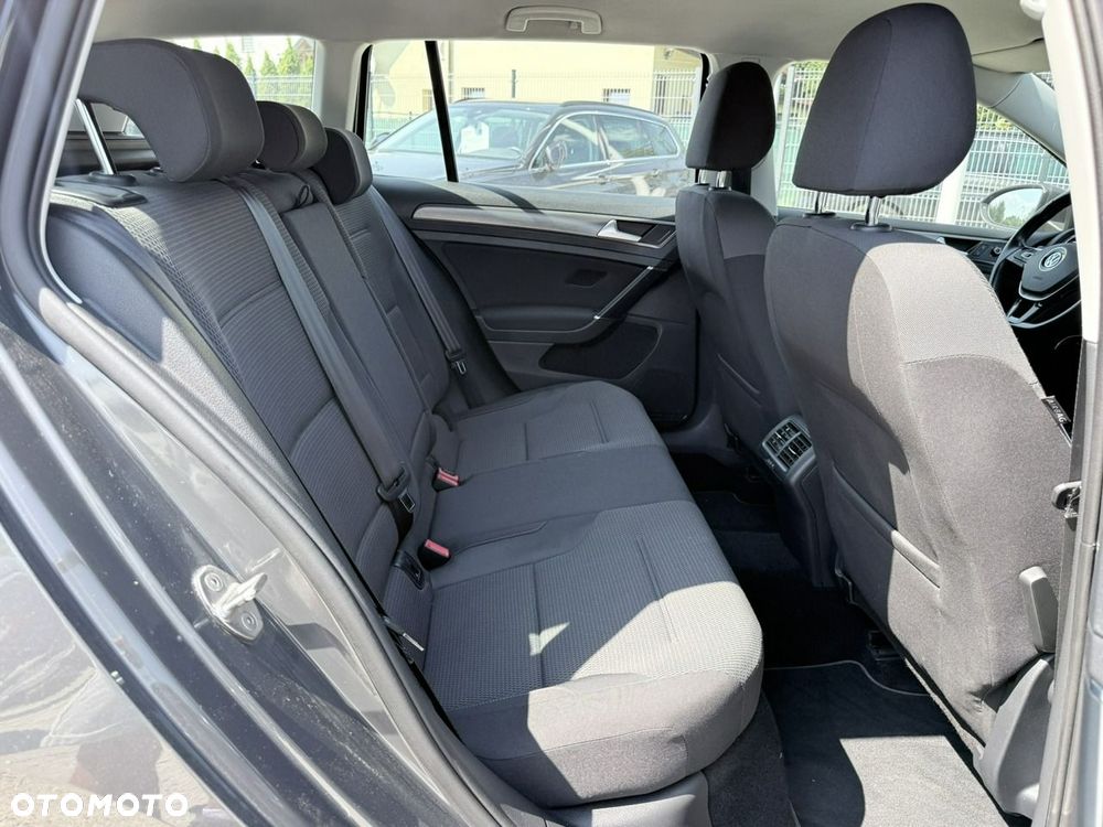 Volkswagen Golf 1.6 TDI SCR DSG Comfortline - 13