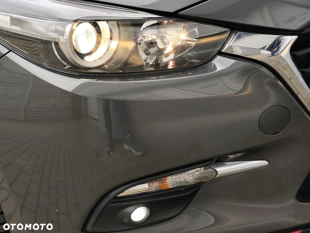 Mazda 3 - 10