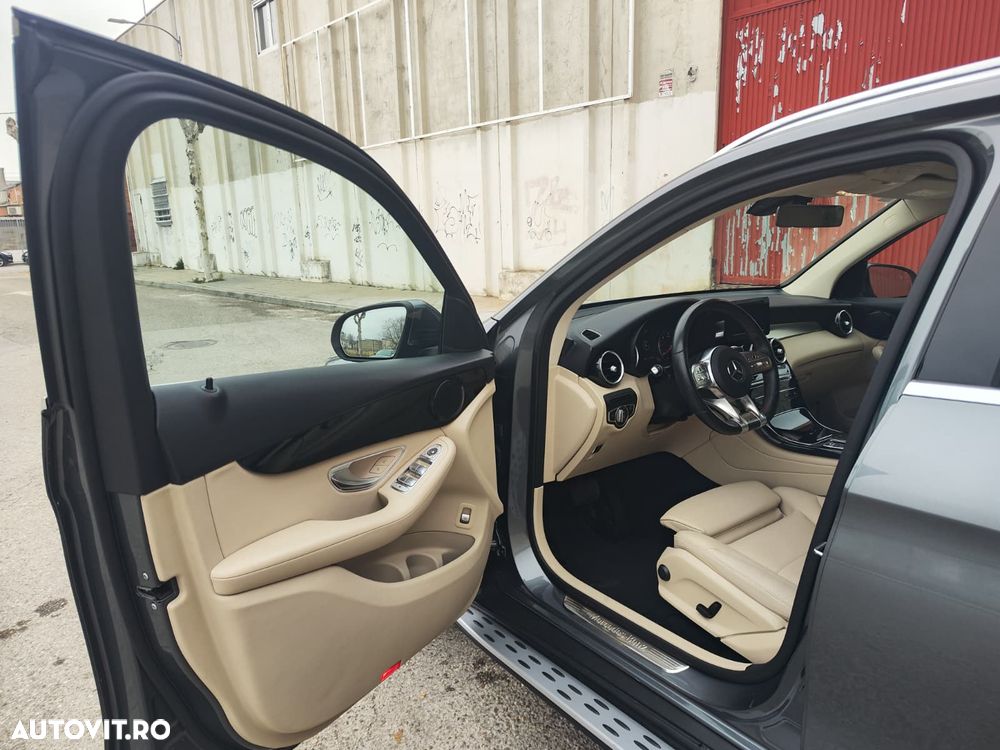 Mercedes-Benz GLC 220 d 4MATIC 9G-TRONIC AMG Line - 13