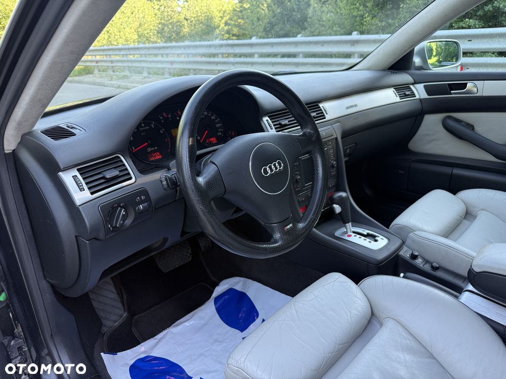 Audi RS6 4.2 Quattro Tiptr - 25