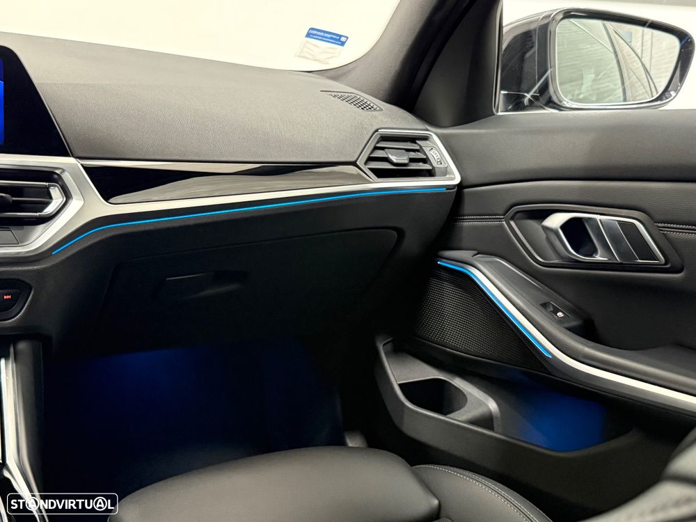 BMW 320 e Line Sport Auto - 28