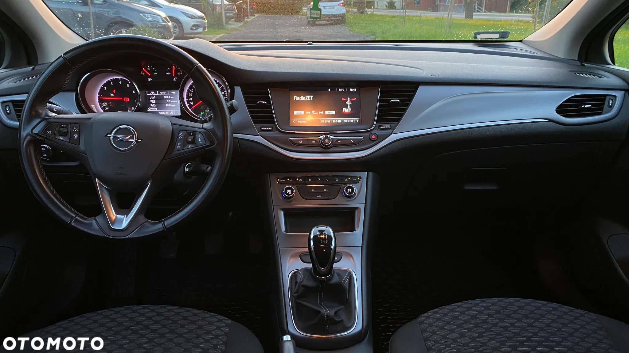 Opel Astra V 1.4 T Enjoy S&S - 14