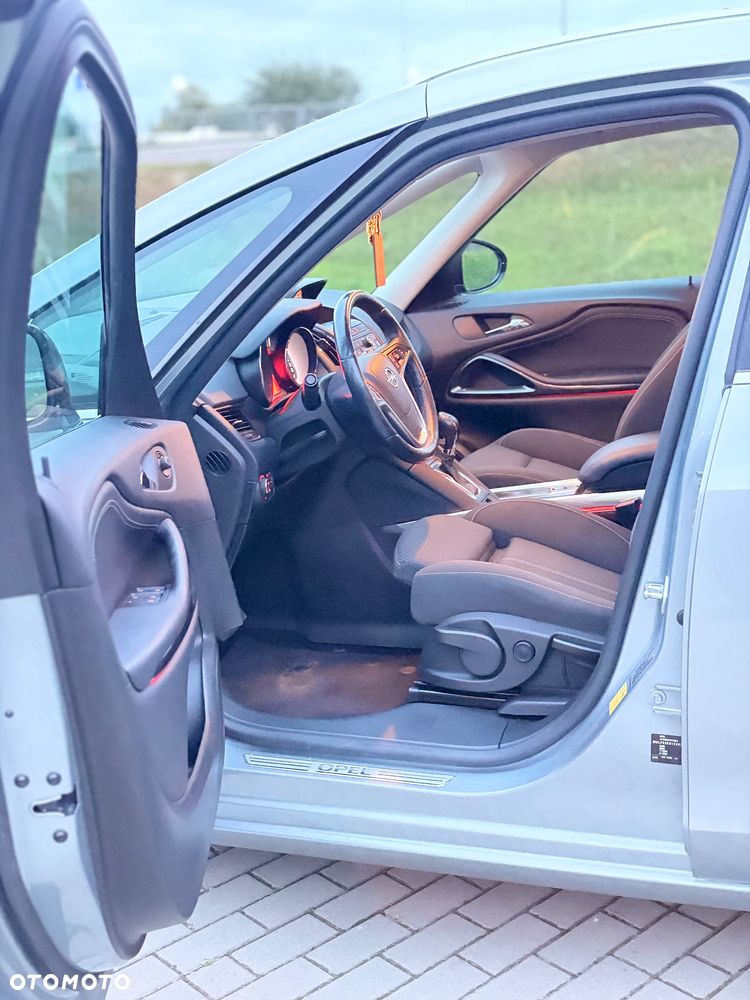 Opel Zafira - 9