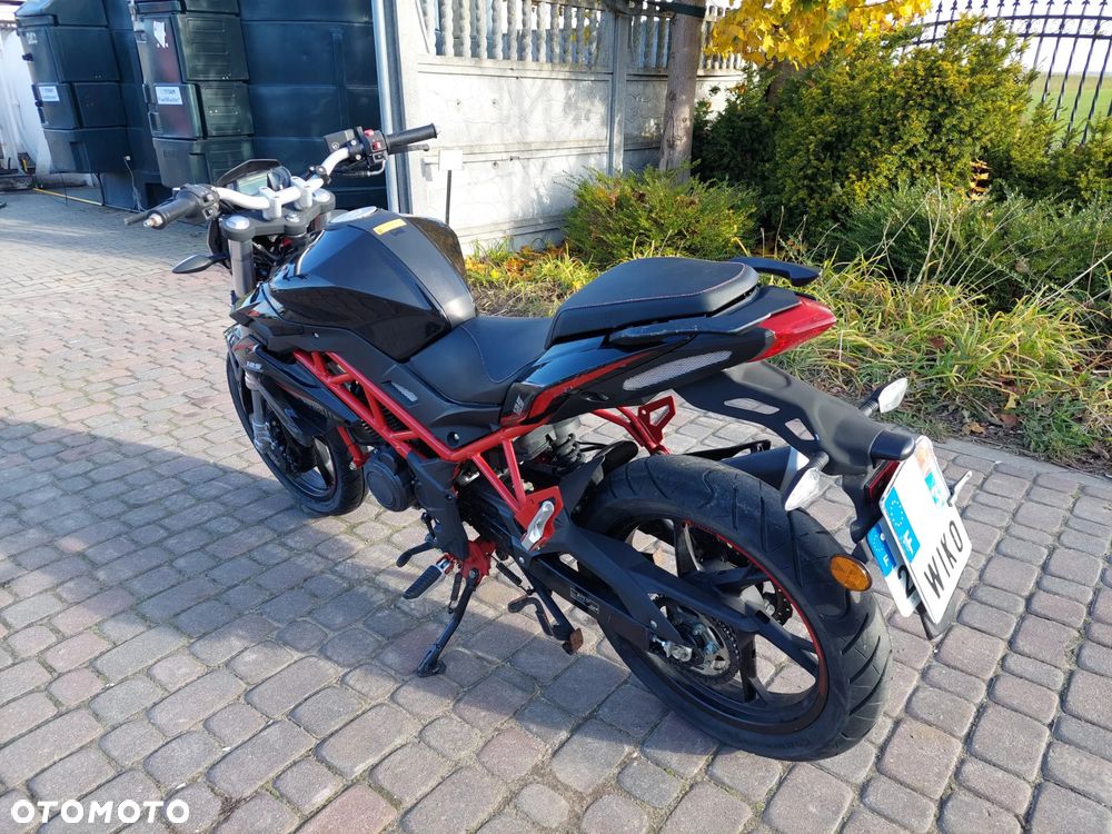 Benelli BN 125 - 4