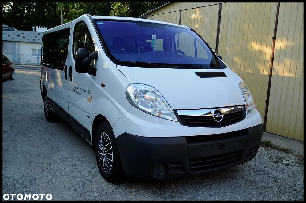Opel Vivaro - 2