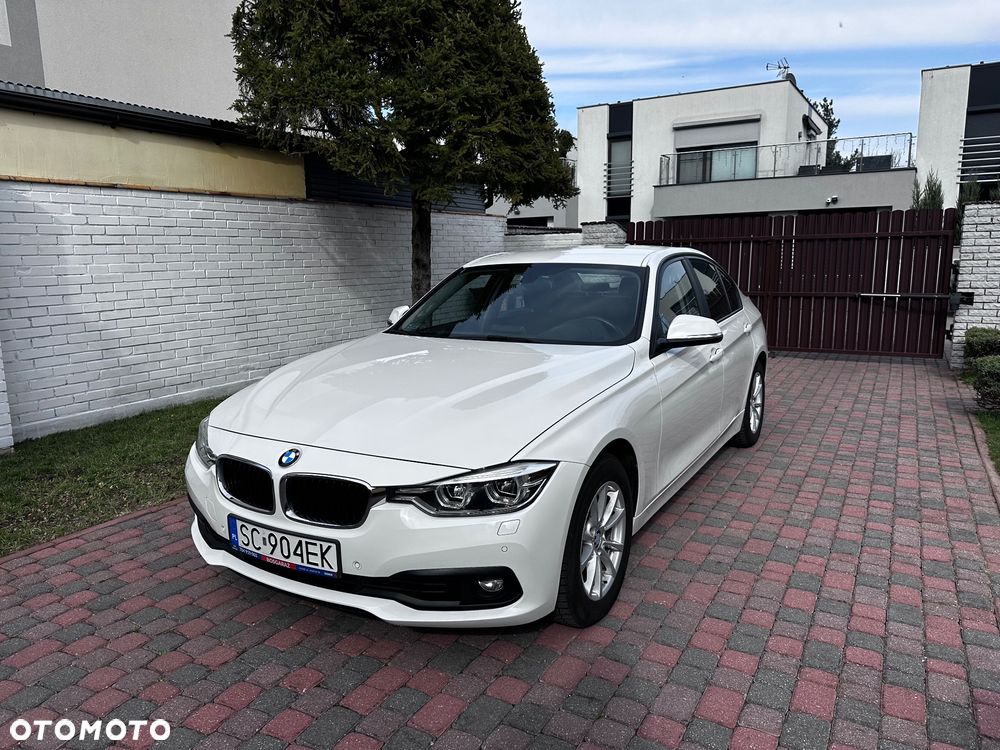 BMW Seria 3 318i - 1