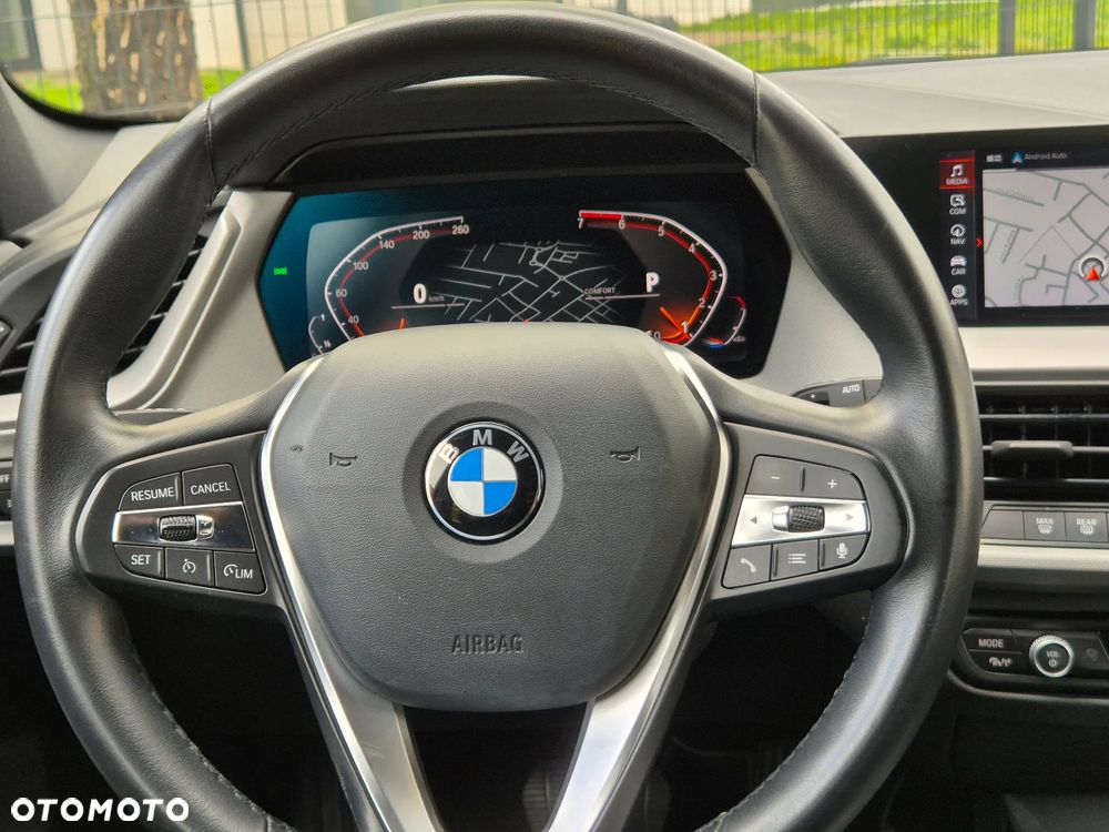 BMW Seria 1 118i Sport Line - 19
