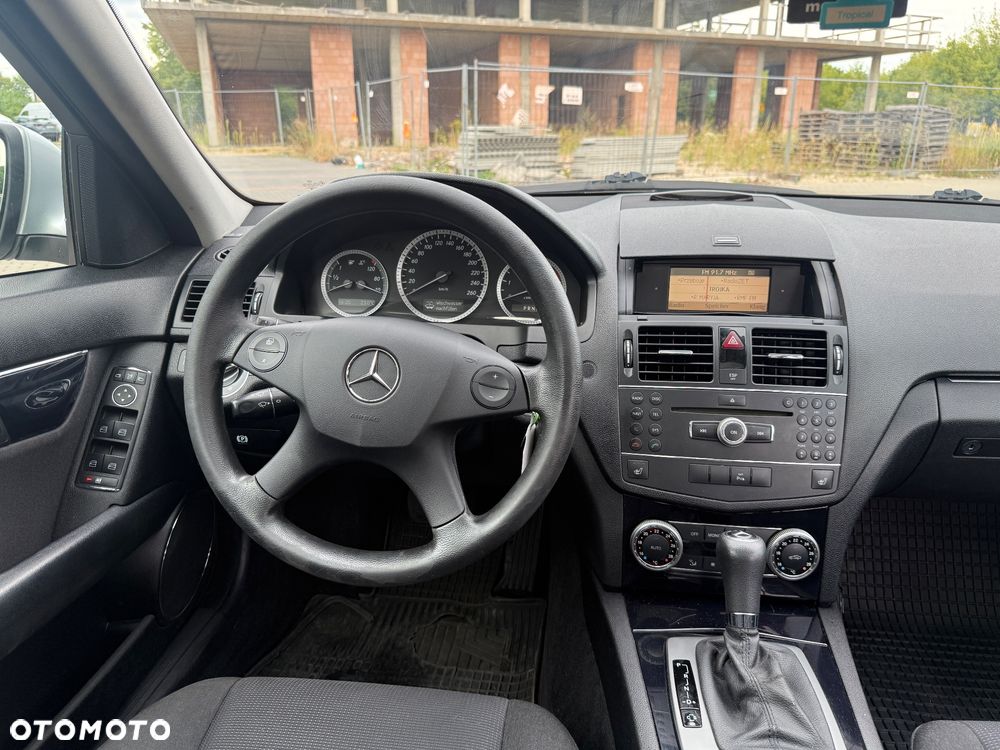 Mercedes-Benz Klasa C 200 CDI DPF Automatik Avantgarde - 20