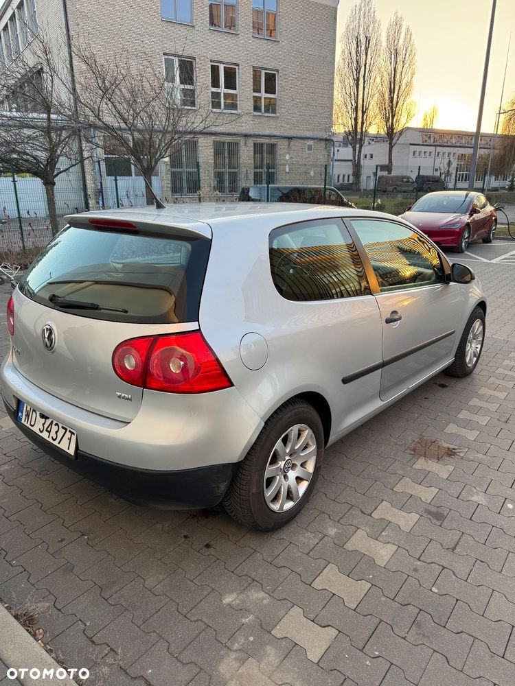 Volkswagen Golf 1.9 TDI Comfortline DSG - 6
