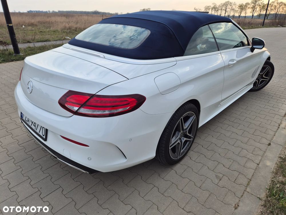 Mercedes-Benz Klasa C 180 9G-TRONIC AMG Line - 18