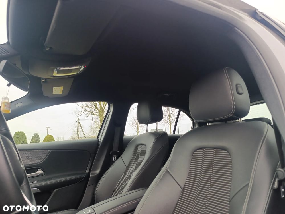 Mercedes-Benz Klasa A 160 Edycja specialna - 22