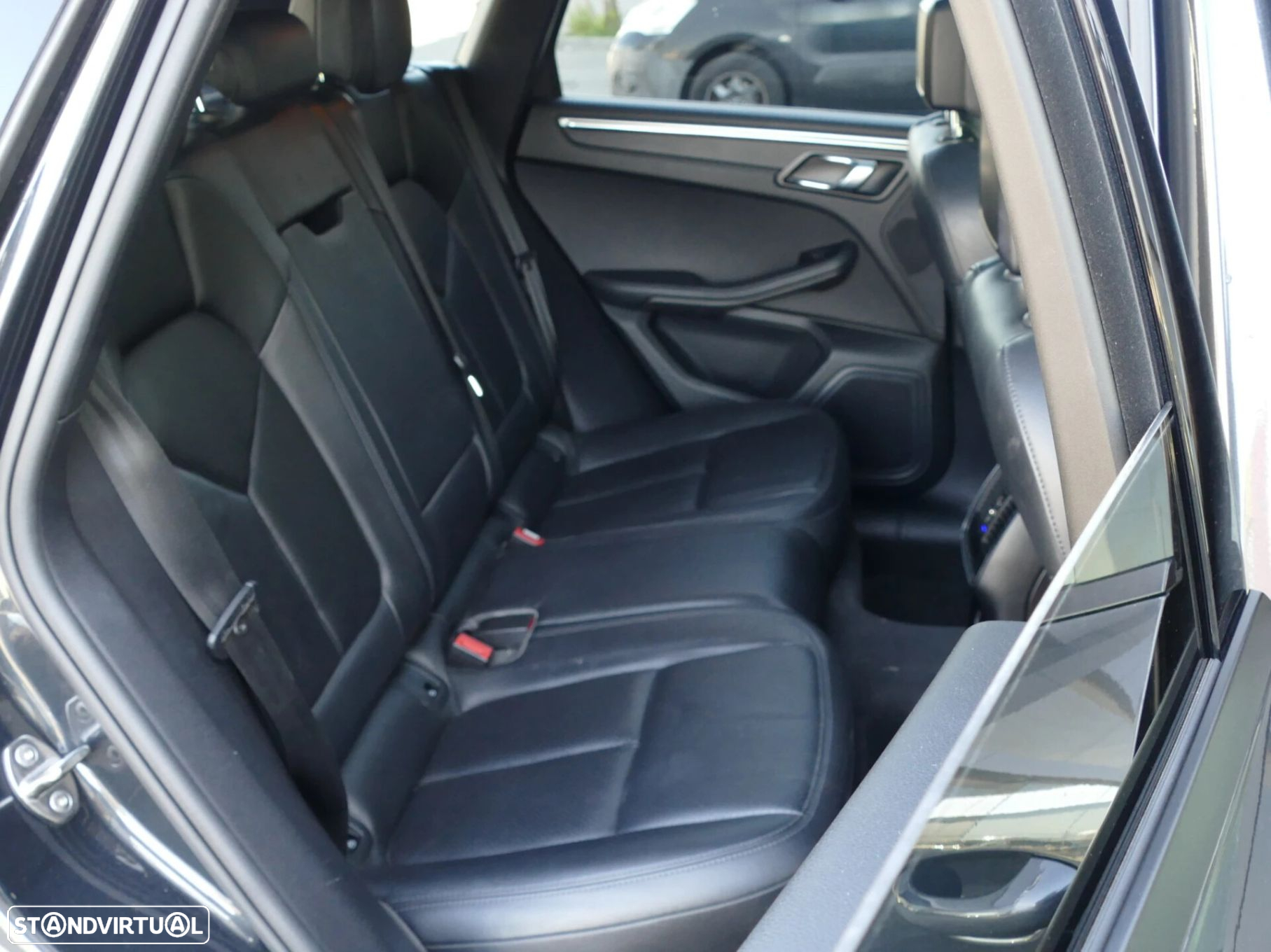 Porsche Macan Spirit - 35